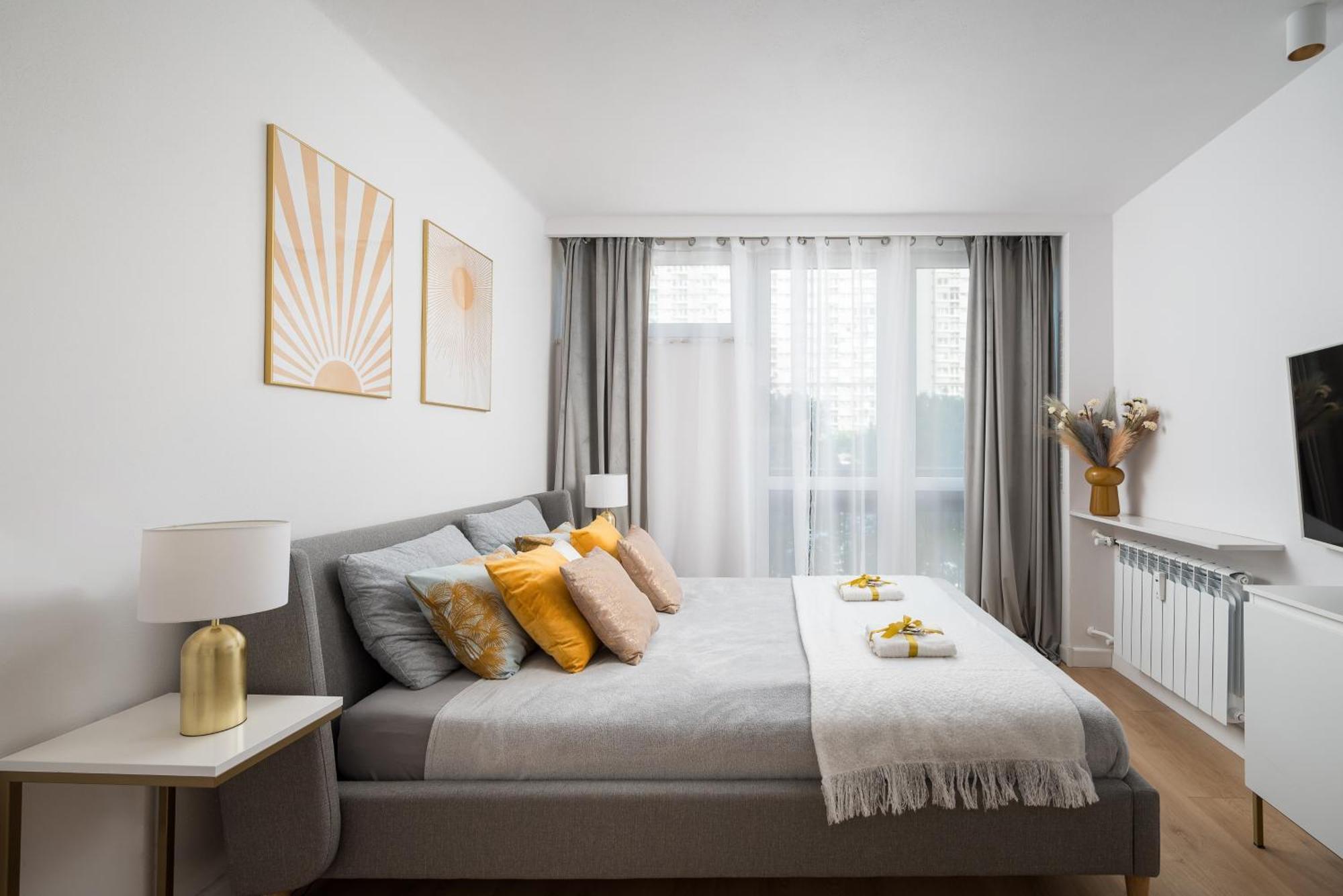 Gold Premium Central Suite 950 M To Central Station Parking Warszawa Eksteriør bilde